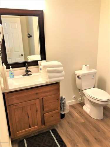 5679 Kenai Spur Hwy, Kenai, AK 99611